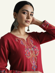 Paisley embroidered wool blend kurti