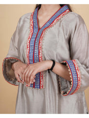 Kalaavari Women’s Chanderi Silk Kurti