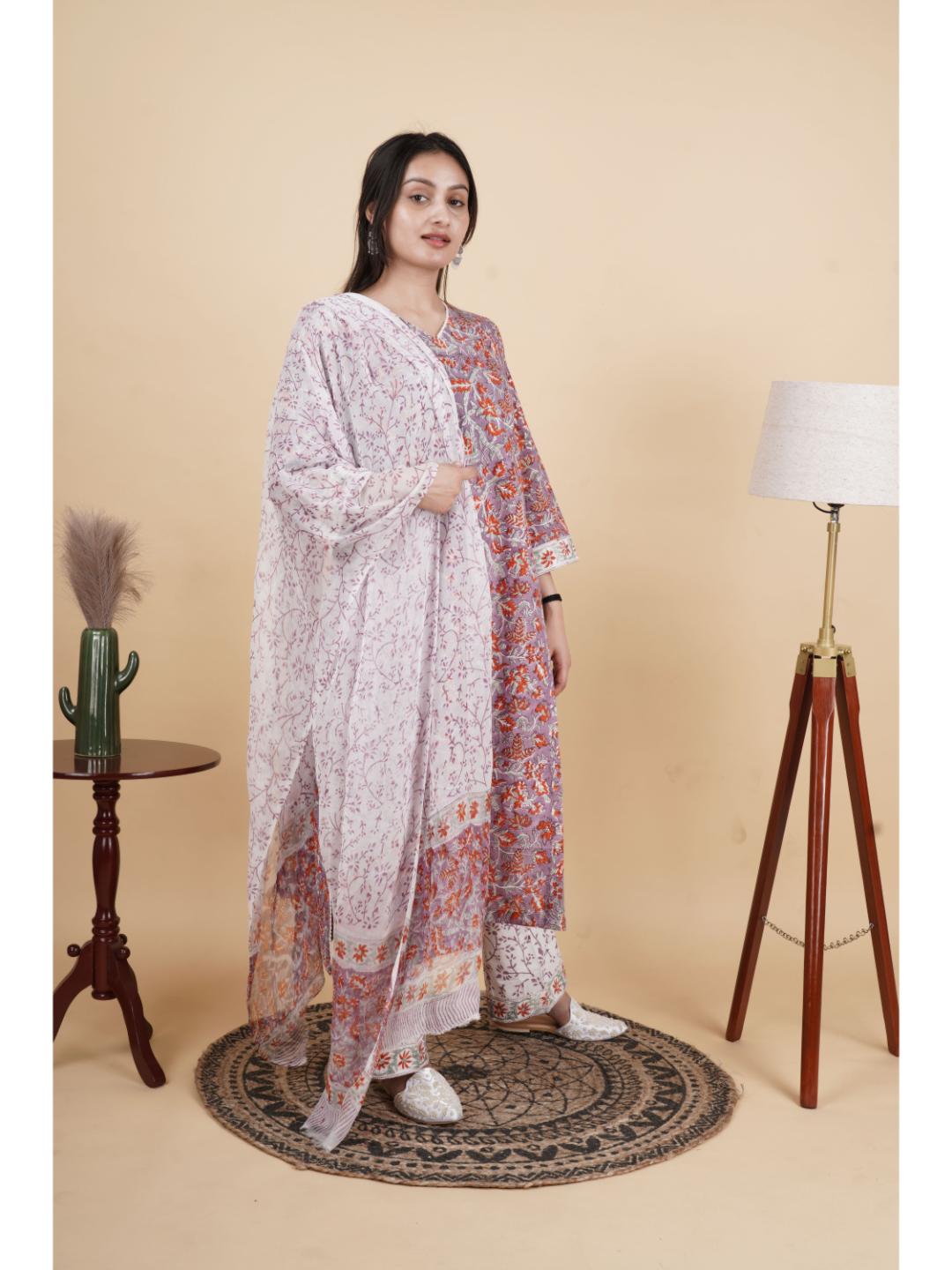 Vanya Women’s Ethnic Pure Cotton Kurti Set